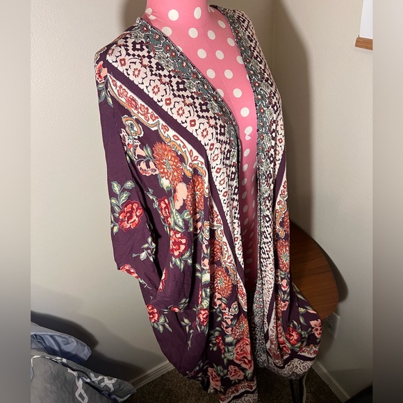 NWT Angie Floral Kimono Duster Size Medium - Picture 2 of 8